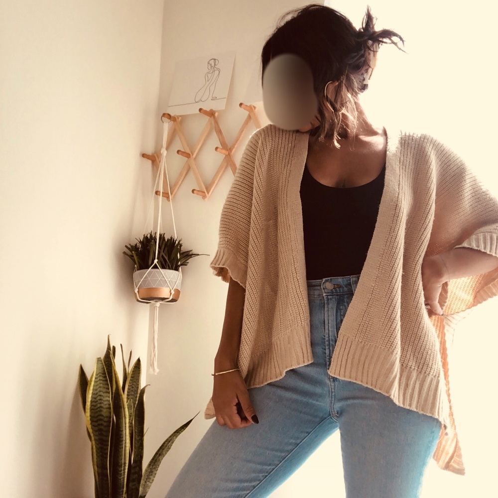 Cute poncho style cardigan..